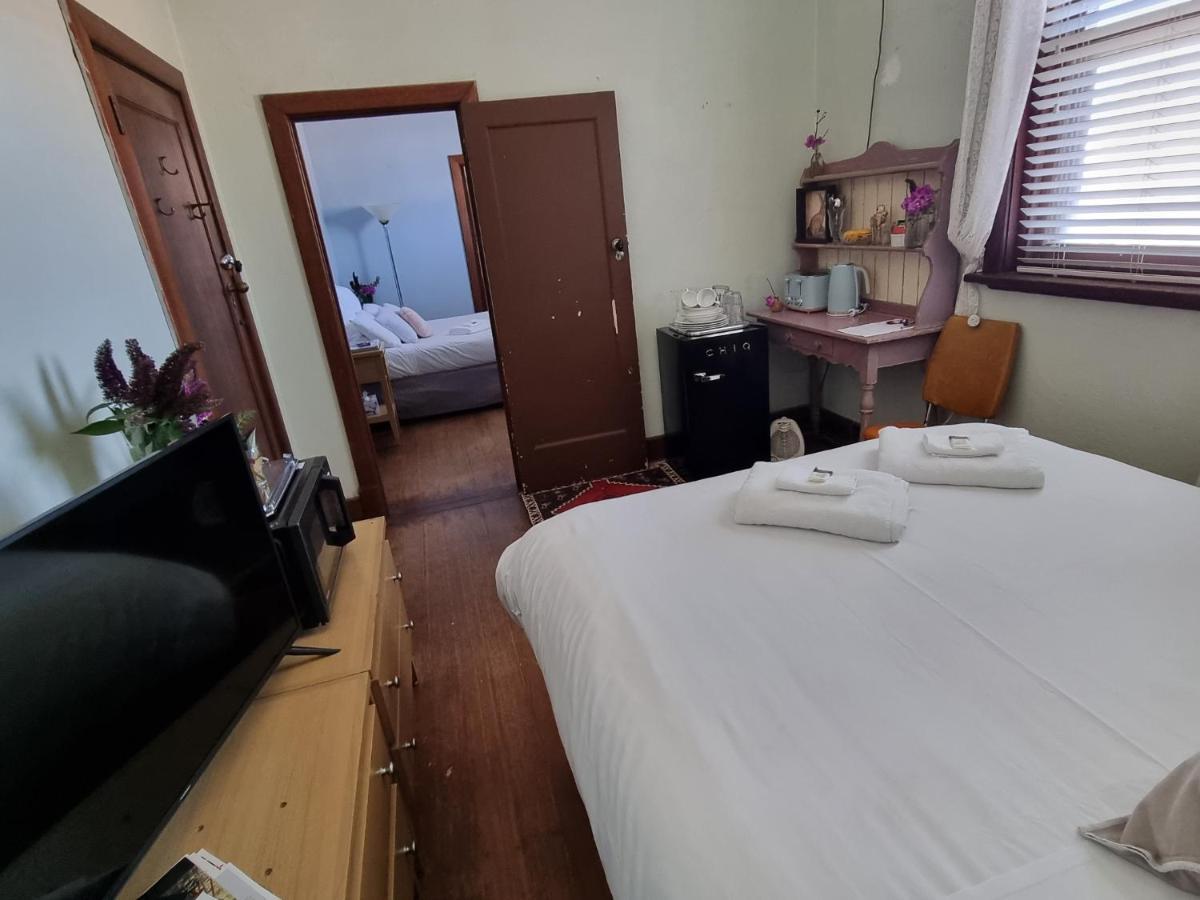 La Cochon Rose Motel Saint Arnaud Экстерьер фото